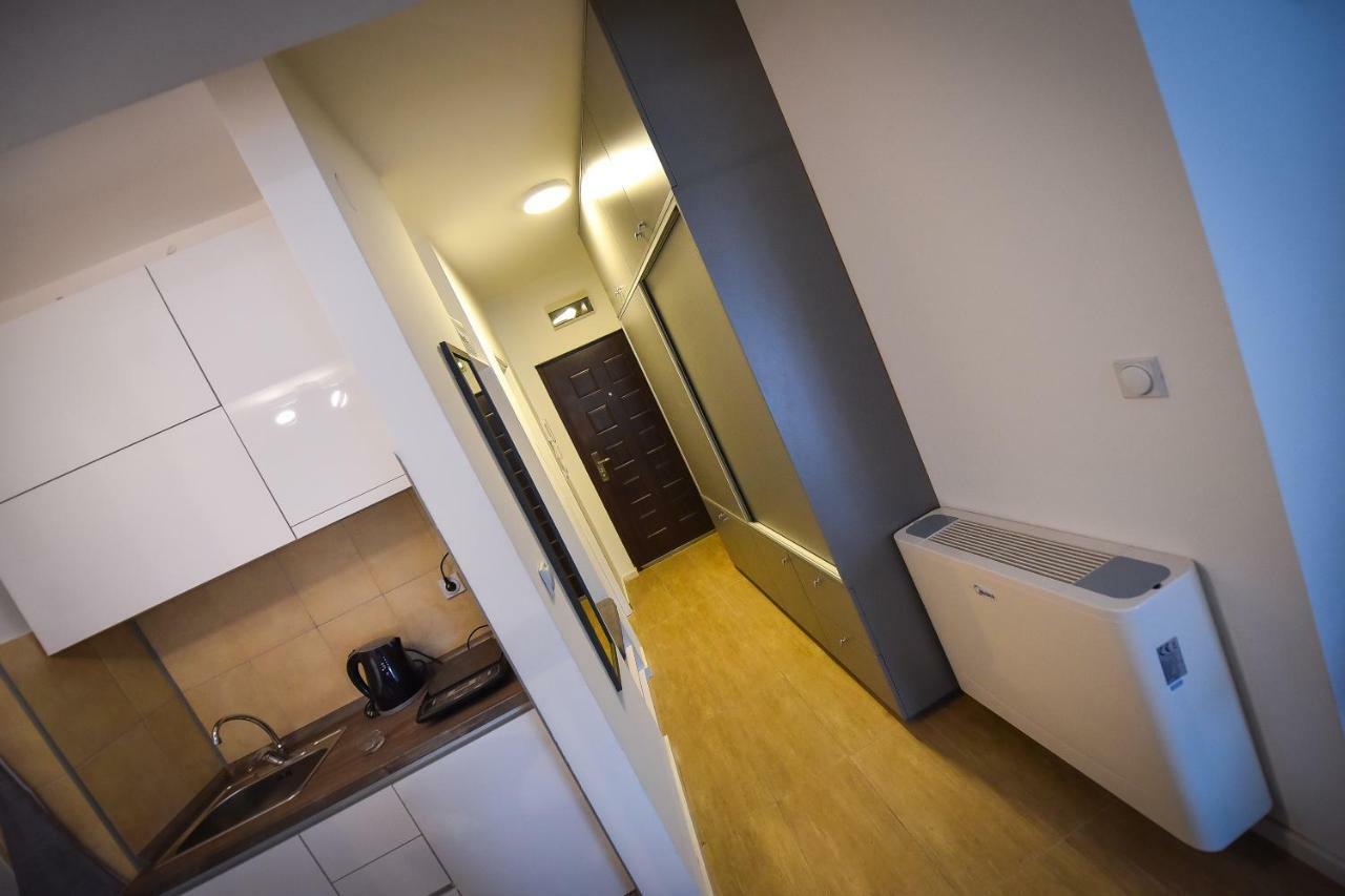 Urban Apartment Ni Buitenkant foto